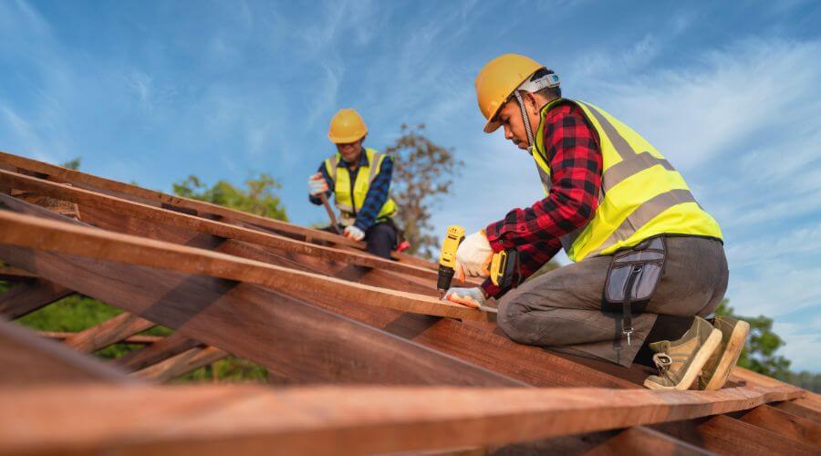 Professional Flat Roofing Installation services in Skidmore, TX